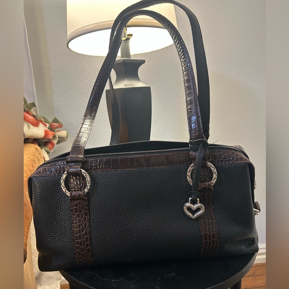 Brighton Vintage Black Pebbled Leather Shoulder Bag – Brown Croc Trim